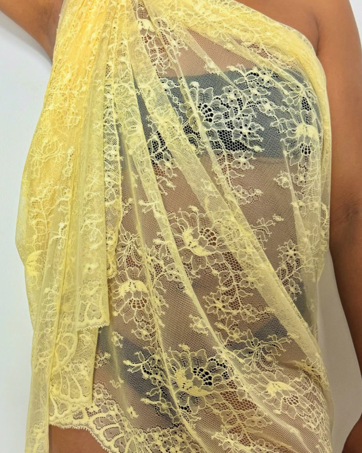 PARÉO LEMON LACE