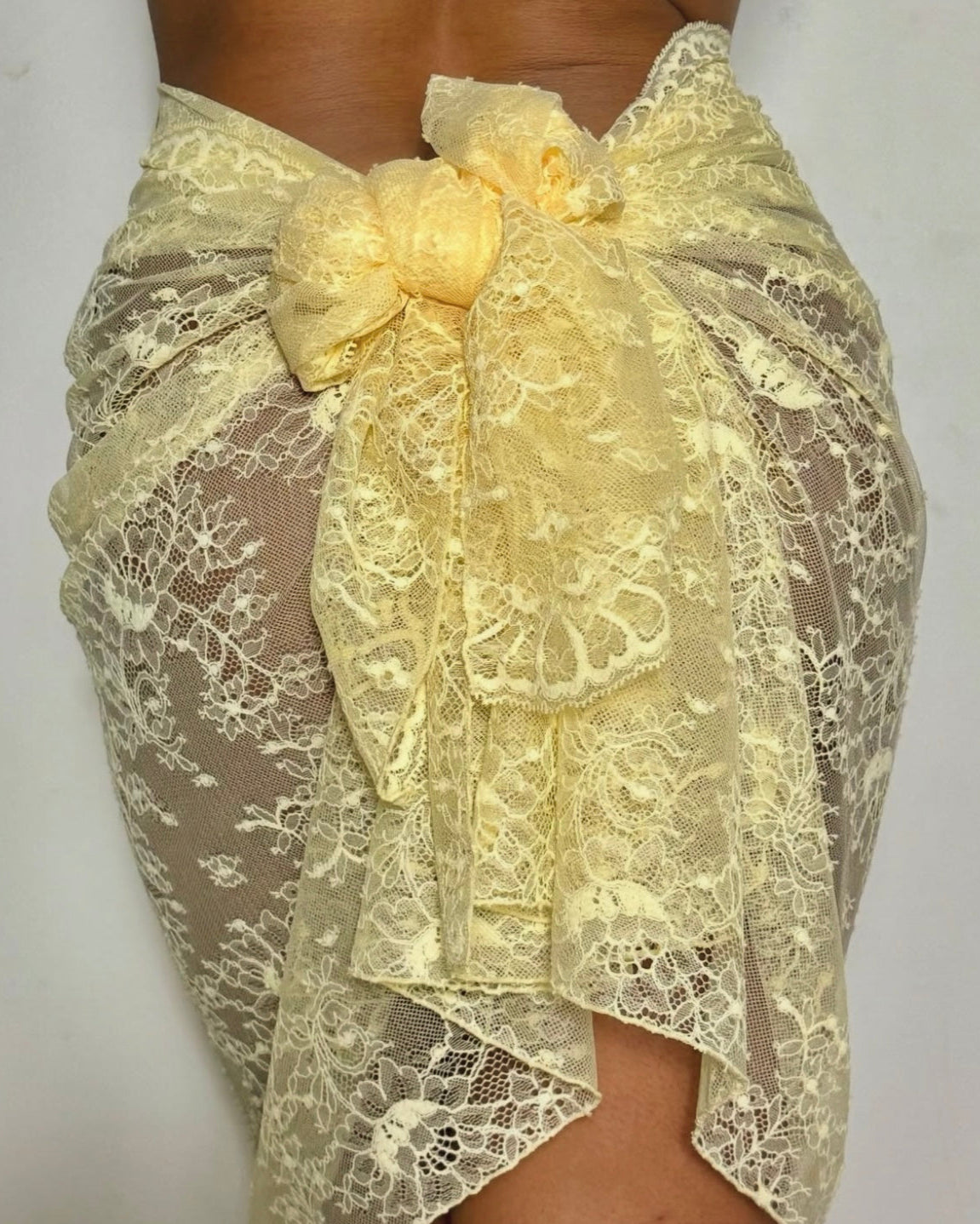 PARÉO LEMON LACE